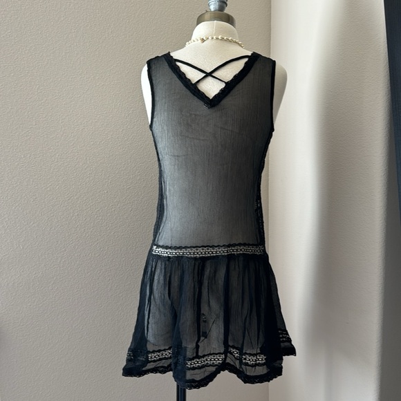 Aritzia Black Silk Lace Top in XS - Picture 8 of 9
